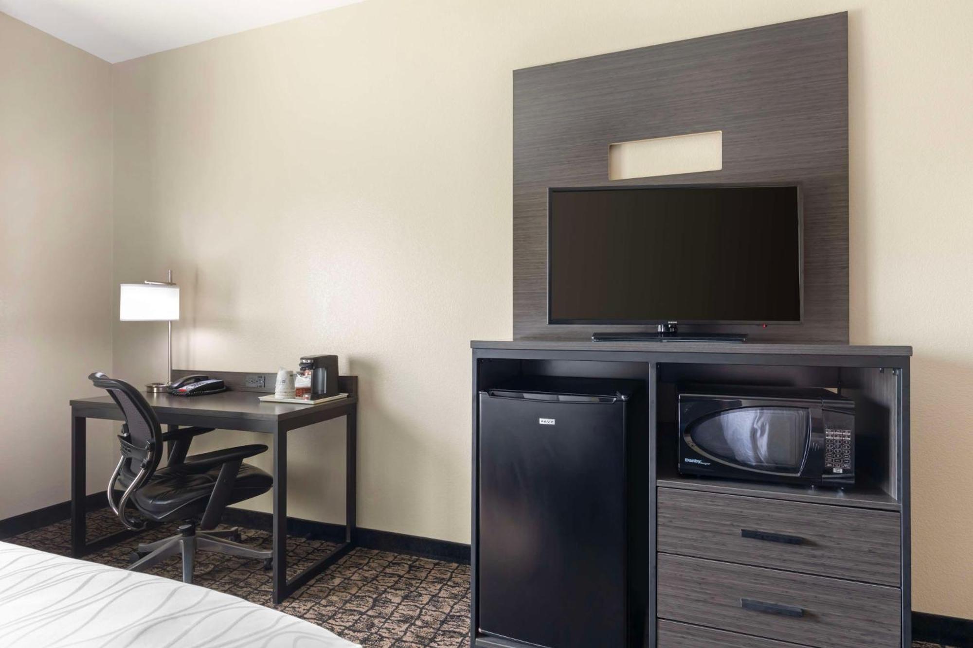 Best Western Carthage Inn&Suites Exterior foto